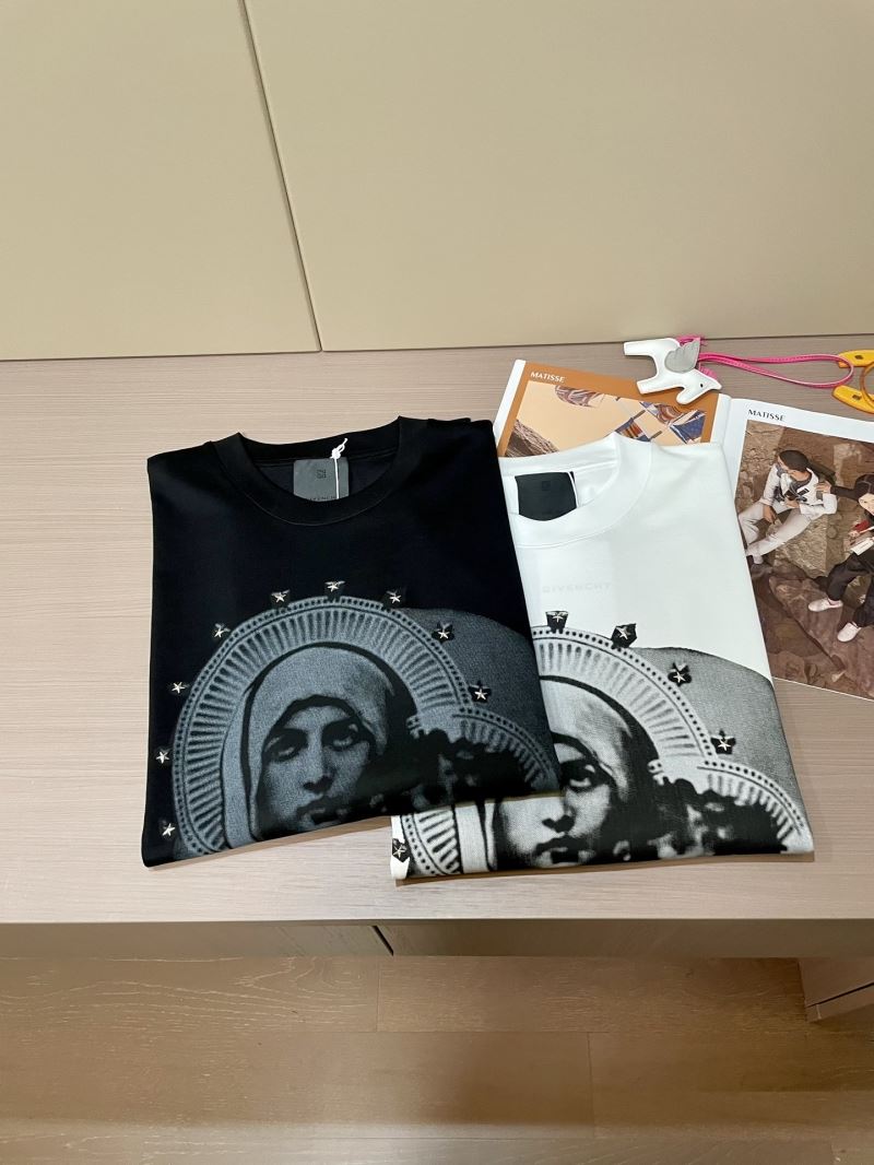 Givenchy T-Shirts